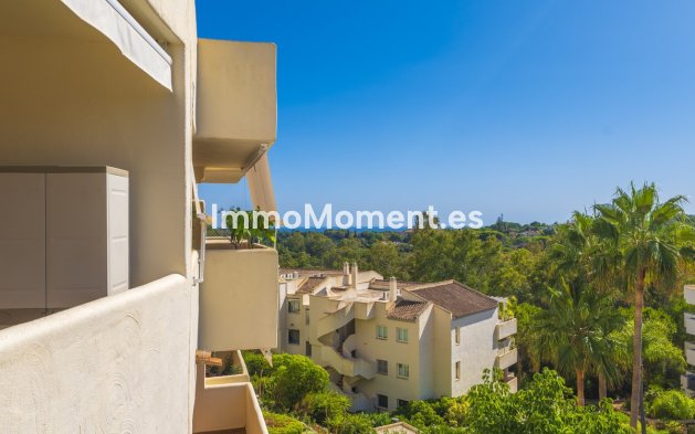 Resale - Apartment - Marbella - Elviria