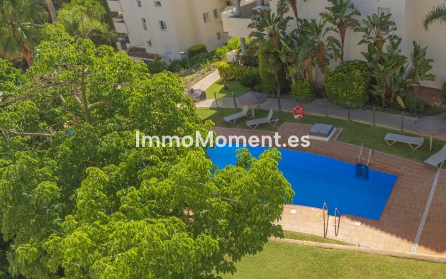 Resale - Apartment - Marbella - Elviria