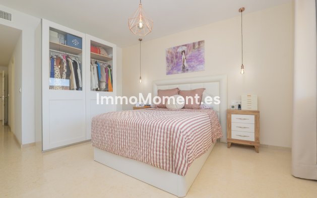 Resale - Apartment - Marbella - Elviria