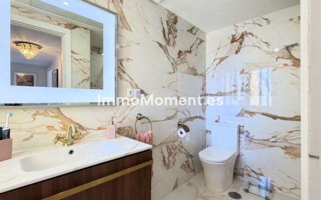 Bestaande woning - Appartement - Estepona  - Estepona Centro