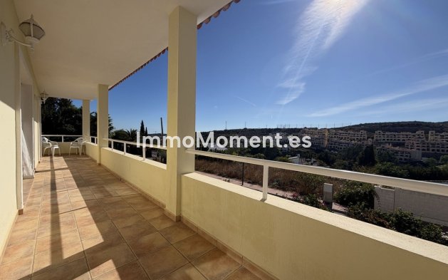 Resale - Detached villa - Estepona - Valle Romano