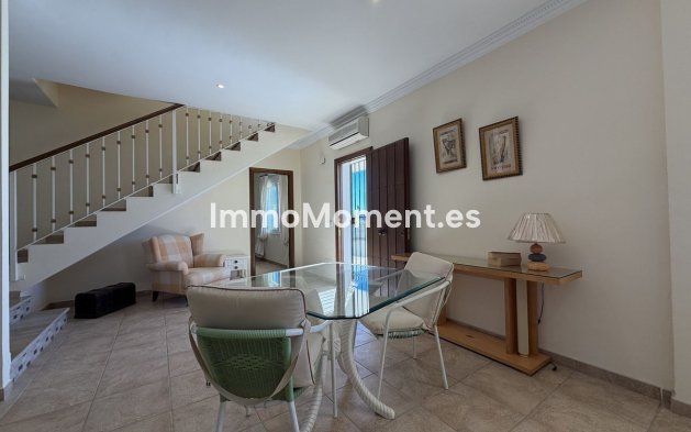Resale - Detached villa - Estepona - Valle Romano