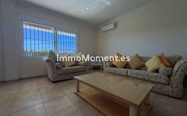 Resale - Detached villa - Estepona - Valle Romano
