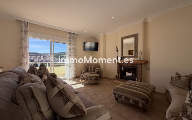 Resale - Detached villa - Estepona - Valle Romano