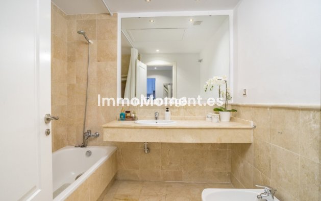 Reventa - Apartamento - Marbella - Nueva Andalucía