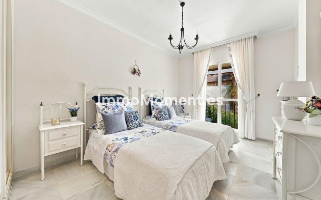 Reventa - Apartamento - Marbella - Nueva Andalucía