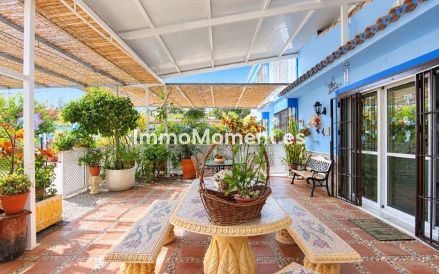Reventa - Villa independiente - Interior  - Coín