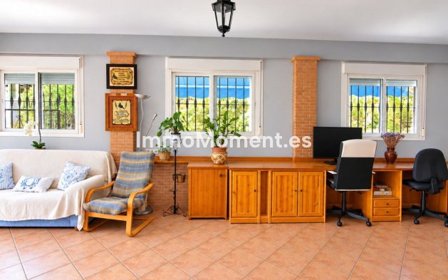 Reventa - Villa independiente - Interior  - Coín