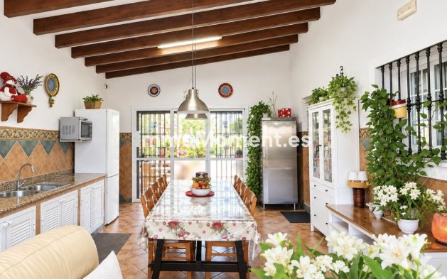 Reventa - Villa independiente - Interior  - Coín