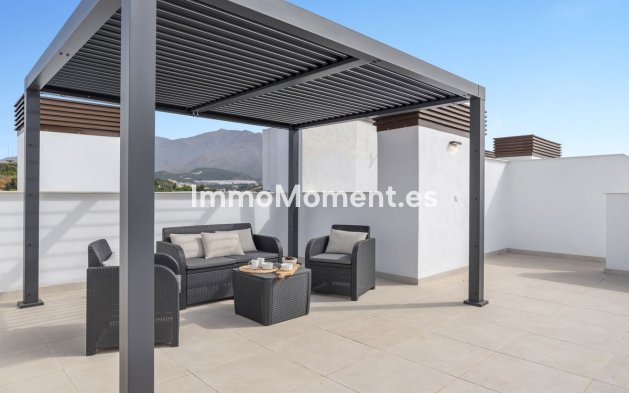 Resale - Apartment - Estepona - Estepona Centro