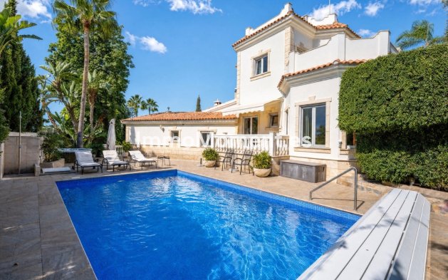 Resale - Detached villa - Marbella - El Rosario
