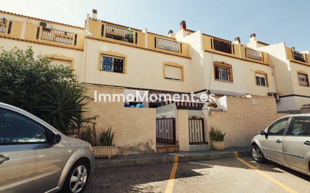 Resale - Townhouse - Orihuela Costa - Cabo roig - La Zenia