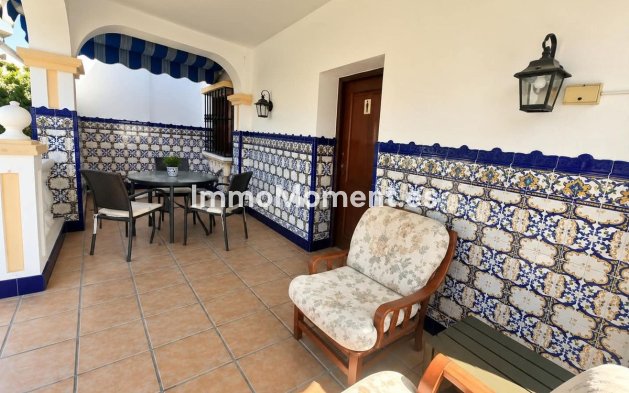 Wiederverkauf - Freistehende Villa - Marbella - Nueva Andalucía