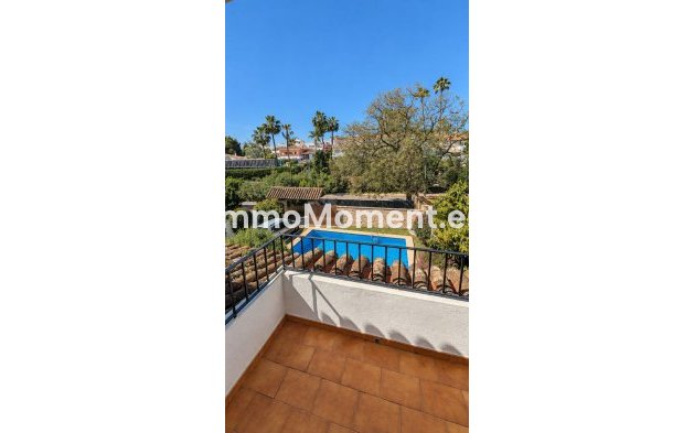 Wiederverkauf - Freistehende Villa - Marbella - Nueva Andalucía