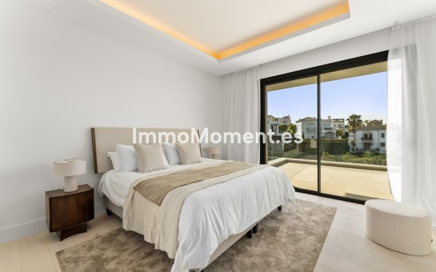 Reventa - Villa independiente - Estepona  - Estepona Centro