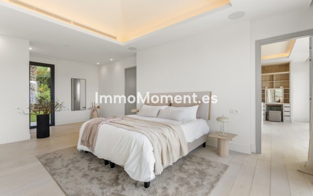 Reventa - Villa independiente - Estepona  - Estepona Centro