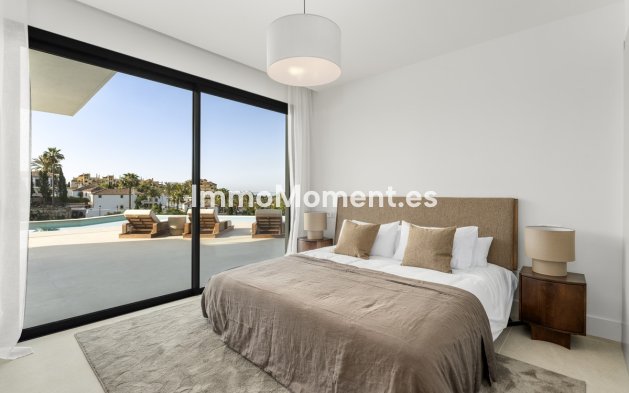 Reventa - Villa independiente - Estepona  - Estepona Centro