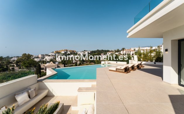 Reventa - Villa independiente - Estepona  - Estepona Centro