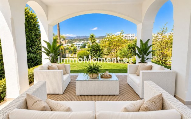 Wiederverkauf - Freistehende Villa - Estepona  - Selwo