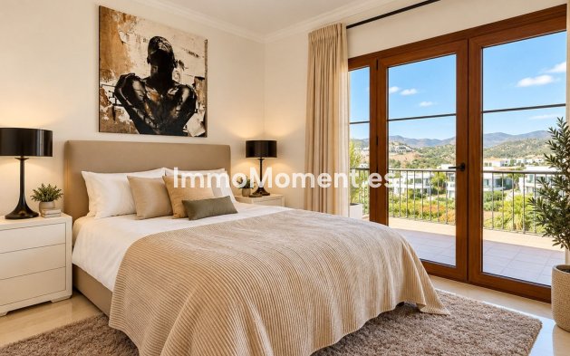 Wiederverkauf - Freistehende Villa - Estepona  - Selwo