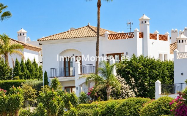 Wiederverkauf - Freistehende Villa - Estepona  - Selwo
