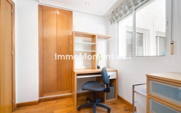 Revente - Appartement - Torrevieja - Torrevieja Centro