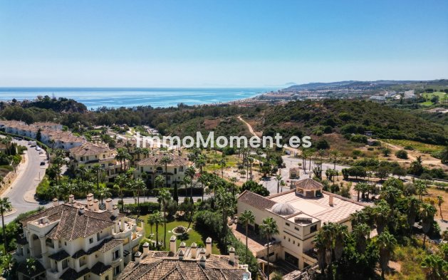 Reventa - Apartamento - Casares - Casares Centro