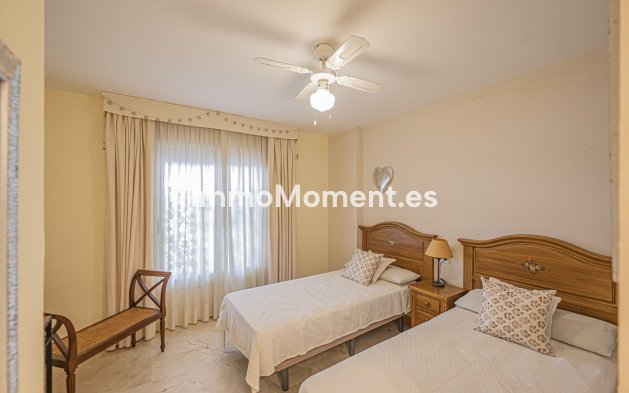 Resale - Apartment - Marbella - Guadalmina Alta