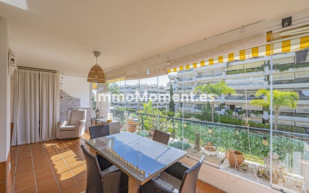 Resale - Apartment - Marbella - Guadalmina Alta