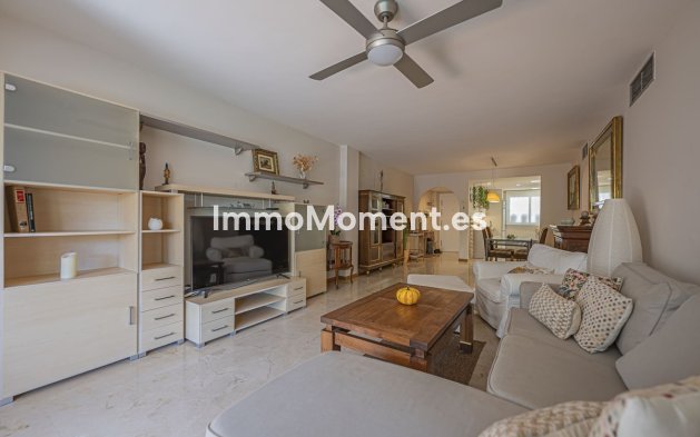 Resale - Apartment - Marbella - Guadalmina Alta