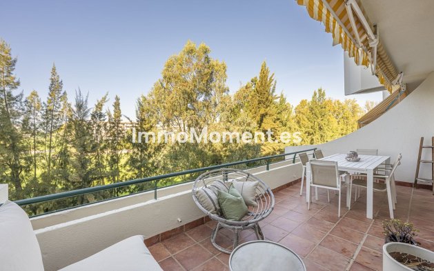 Resale - Apartment - Marbella - Guadalmina Alta