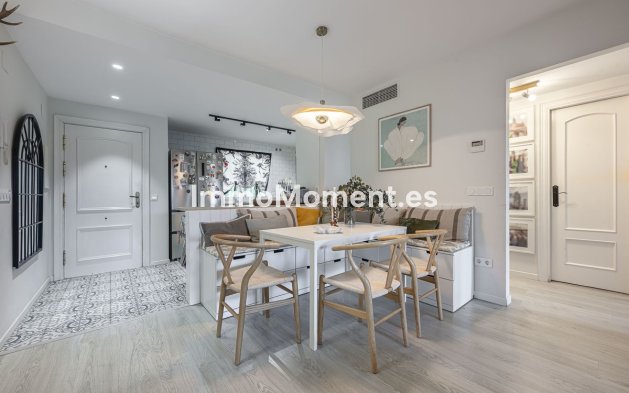 Resale - Apartment - Marbella - Guadalmina Alta