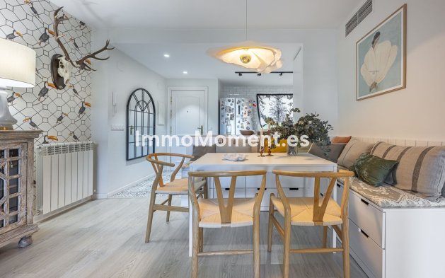 Resale - Apartment - Marbella - Guadalmina Alta
