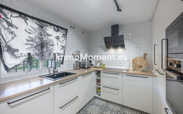 Resale - Apartment - Marbella - Guadalmina Alta