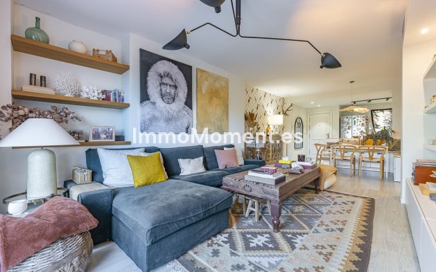 Resale - Apartment - Marbella - Guadalmina Alta