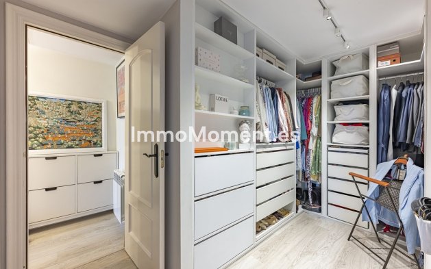Resale - Apartment - Marbella - Guadalmina Alta