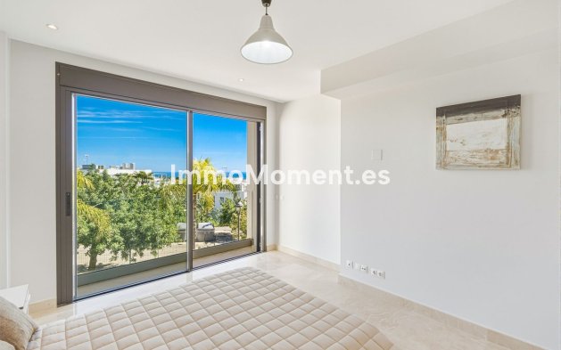 Resale - Apartment - Marbella - Cabopino