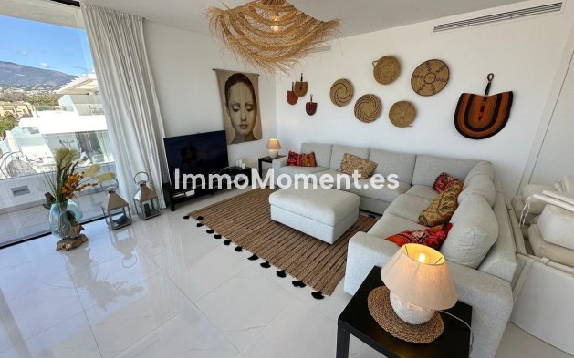 Resale - Apartment - Estepona - Estepona Centro