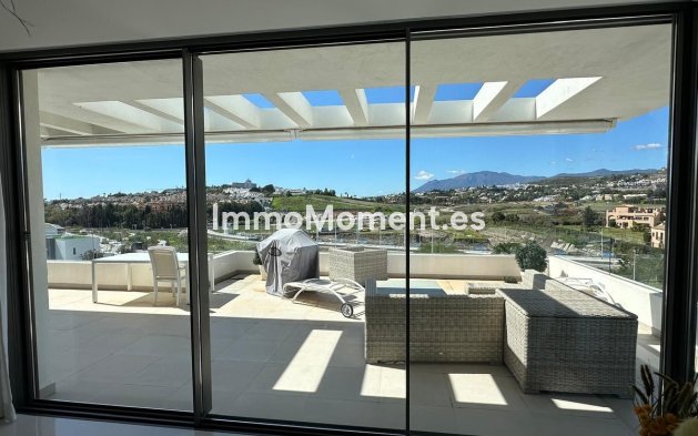 Resale - Apartment - Estepona - Estepona Centro