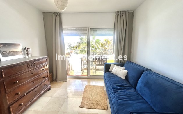 Resale - Apartment - Marbella - Guadalmina Alta