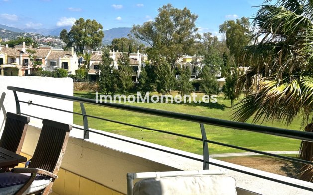 Resale - Apartment - Marbella - Guadalmina Alta