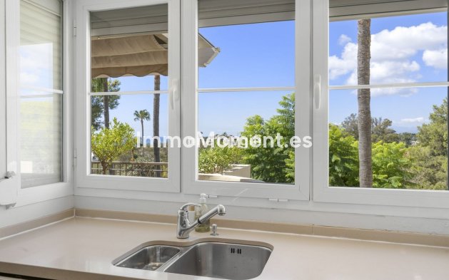 Resale - Apartment - Marbella - Cabopino