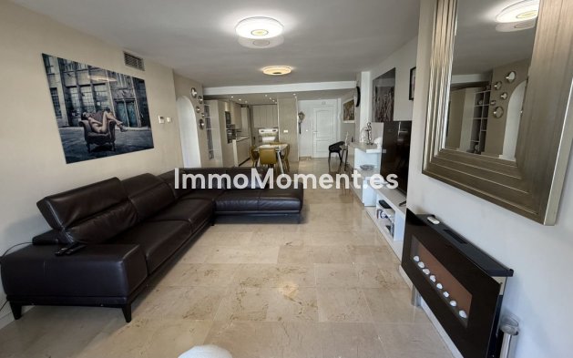 Resale - Apartment - Marbella - Guadalmina Alta