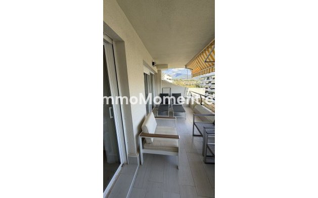 Resale - Apartment - Marbella - Guadalmina Alta