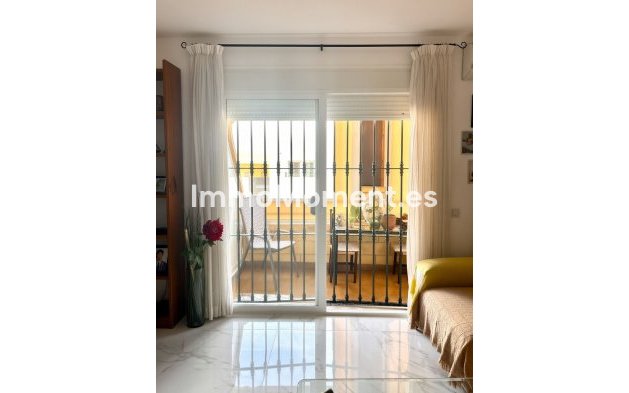 Bestaande woning - Appartement - Estepona  - Cancelada