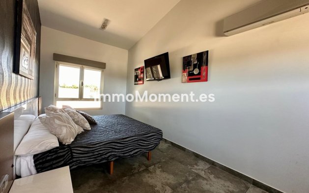 Resale - Detached villa - Yecla - Yecla Centro