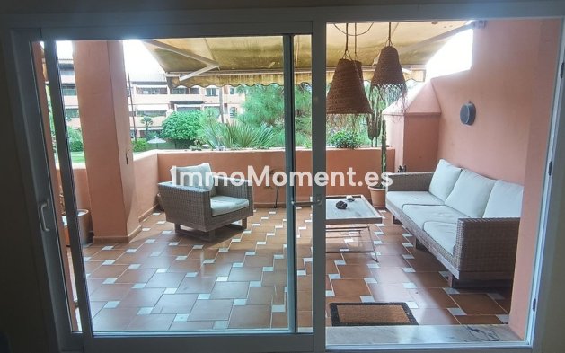Resale - Apartment - Marbella - Guadalmina Baja