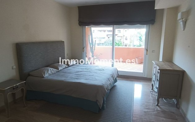 Resale - Apartment - Marbella - Guadalmina Baja