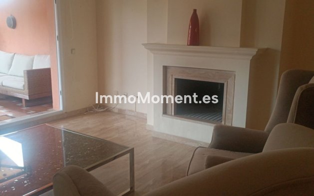 Resale - Apartment - Marbella - Guadalmina Baja