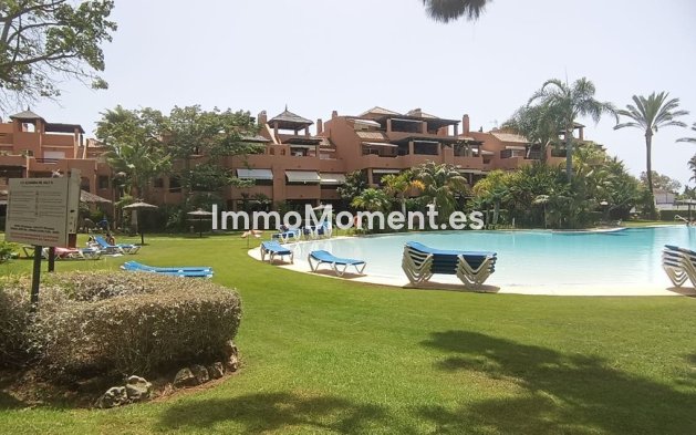 Resale - Apartment - Marbella - Guadalmina Baja
